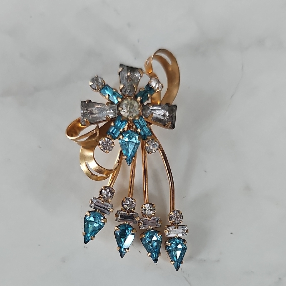 Antoinette Antique Elegant Gold and Blue Brooch, 12k GF